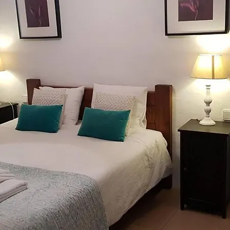 Sleeps 8 With Pool And Hot Tub Villa *