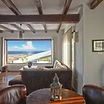 Sleeps 8 With Pool And Hot Tub Conil
