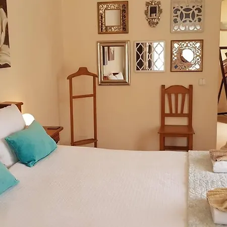 Βίλα Sleeps 8 With Pool And Hot Tub *