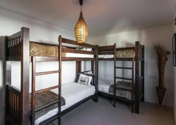 Sleeps 8 With Pool And Hot Tub *