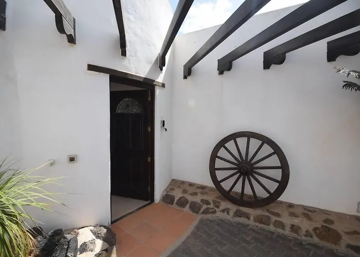 Sleeps 8 With Pool And Hot Tub Willa