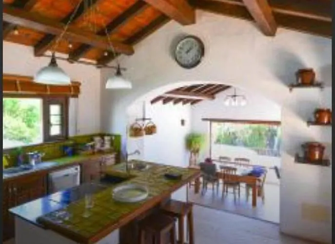 Sleeps 8 With Pool And Hot Tub Villa