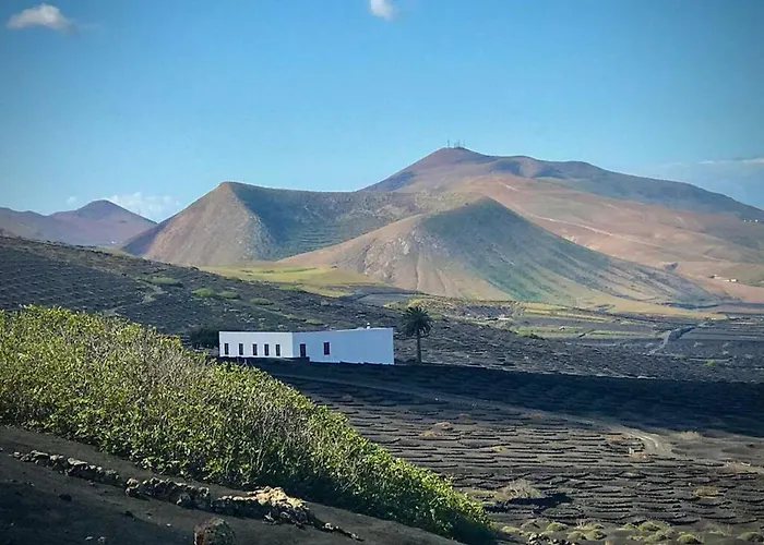 Sleeps 8 With Pool And Hot Tub Villa